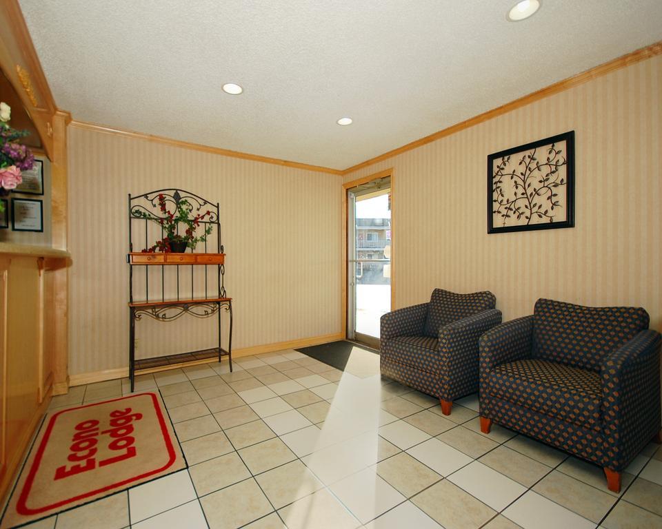 Rodeway Inn West Dodge โอมาฮา ภายใน รูปภาพ
