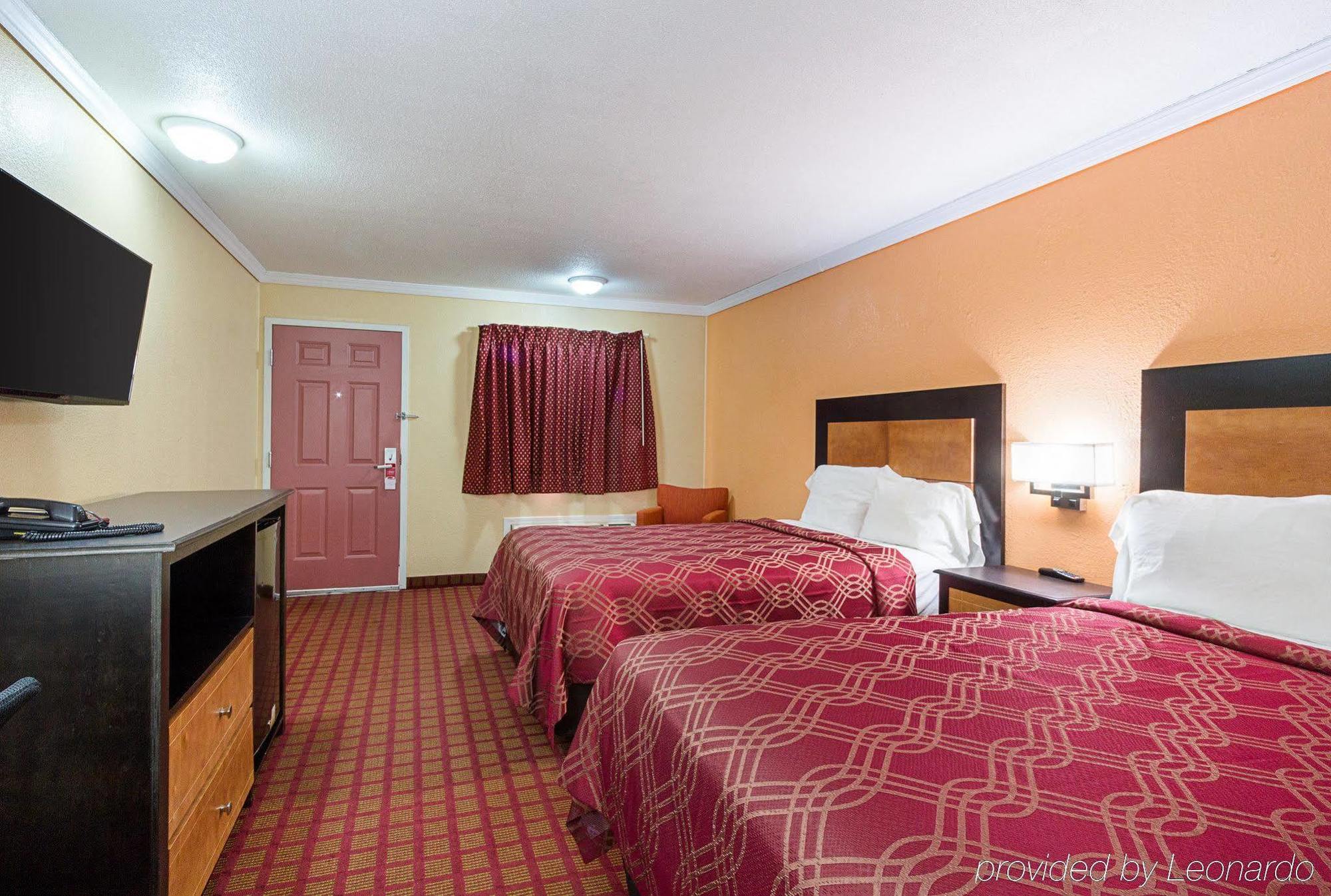 Rodeway Inn West Dodge โอมาฮา ภายนอก รูปภาพ